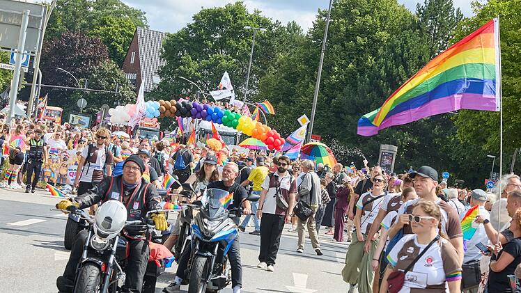 Hamburg Pride 2026 - Parade zum Christopher Street Day (CSD)