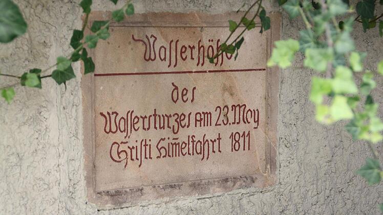 Diese Wassermarke bedinet sich im Kulmbacher Oberhacken. Foto: Erich Olbrich