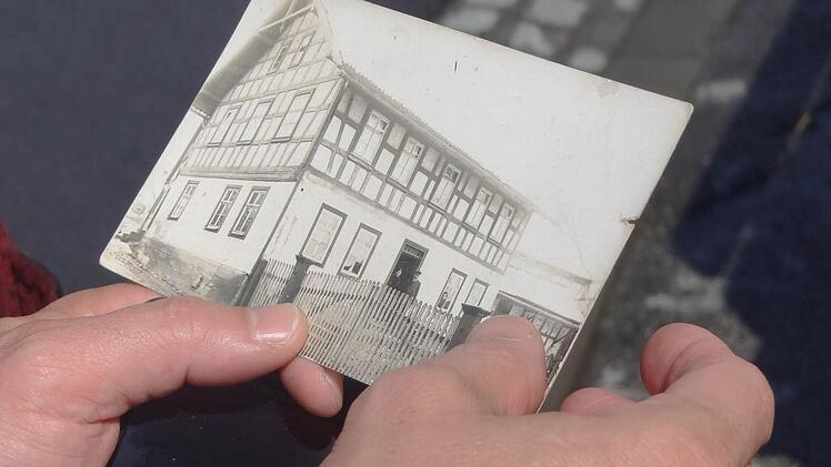 Das Haus Nr. 20, heutige Hauptstraße 13, in Ermershausen um 1900.