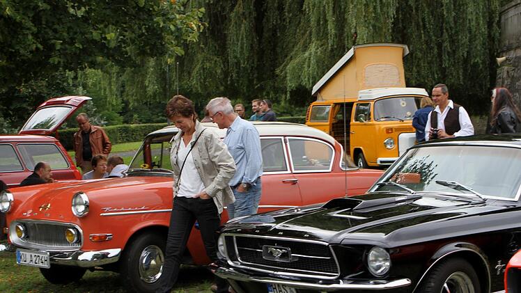 Die Oldtimer der bekanntesten Hersteller wie Opel, Ford und VW durften natürlich nicht fehlen.