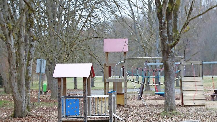 Bis er komplett erneuert wird, soll der Spielplatz am Jörgentor aufgewertet werden.
