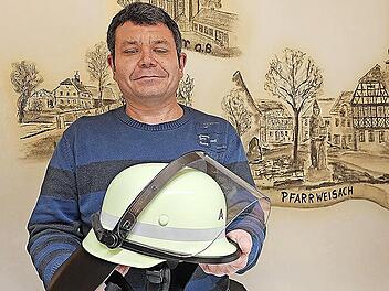 Pfarrweisach investiert in neue Feuerwehrhelme