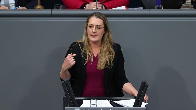 Katharina Dr&ouml;ge hat die geplante Abschaffung der telefonischen Krankschreibung und die Steuerpl&auml;ne der Koalition scharf kritisiert.