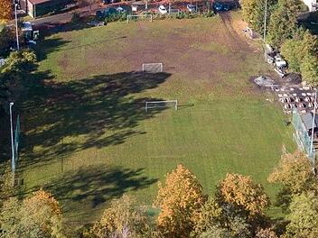Auf dem "alten" Sportplatz in Stockheim wird ein Kunstrasenplatz gebautprivat