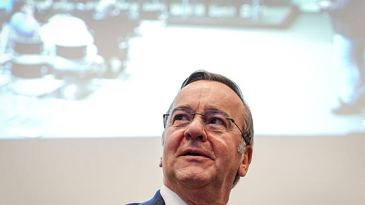 Grundsatzeinigung im Streit um Wehrdienst-Reform