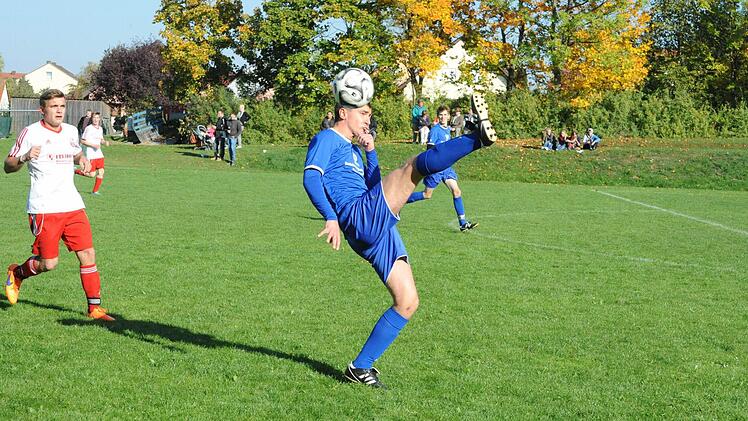 Blick auf das Spiel der Woche in Großwenkheim. Foto: Hopf