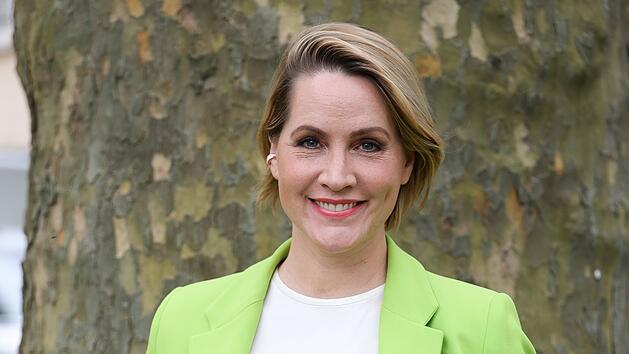 Judith Rakers verl&auml;sst ihre bisherige Heimat Hamburg und l&auml;sst sich auf R&uuml;gen nieder.