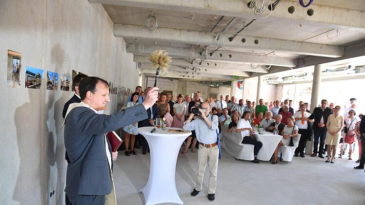 Die offizielle Einweihung des Wasserkraftwerks "Sterzermühle" fand am Donnerstagnachmittag (19. Juli) statt. Foto: Ronald Rinklef