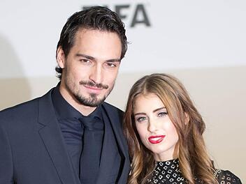 Fußballer Mats Hummels und seine Ehefrau Cathy - Scheidung?