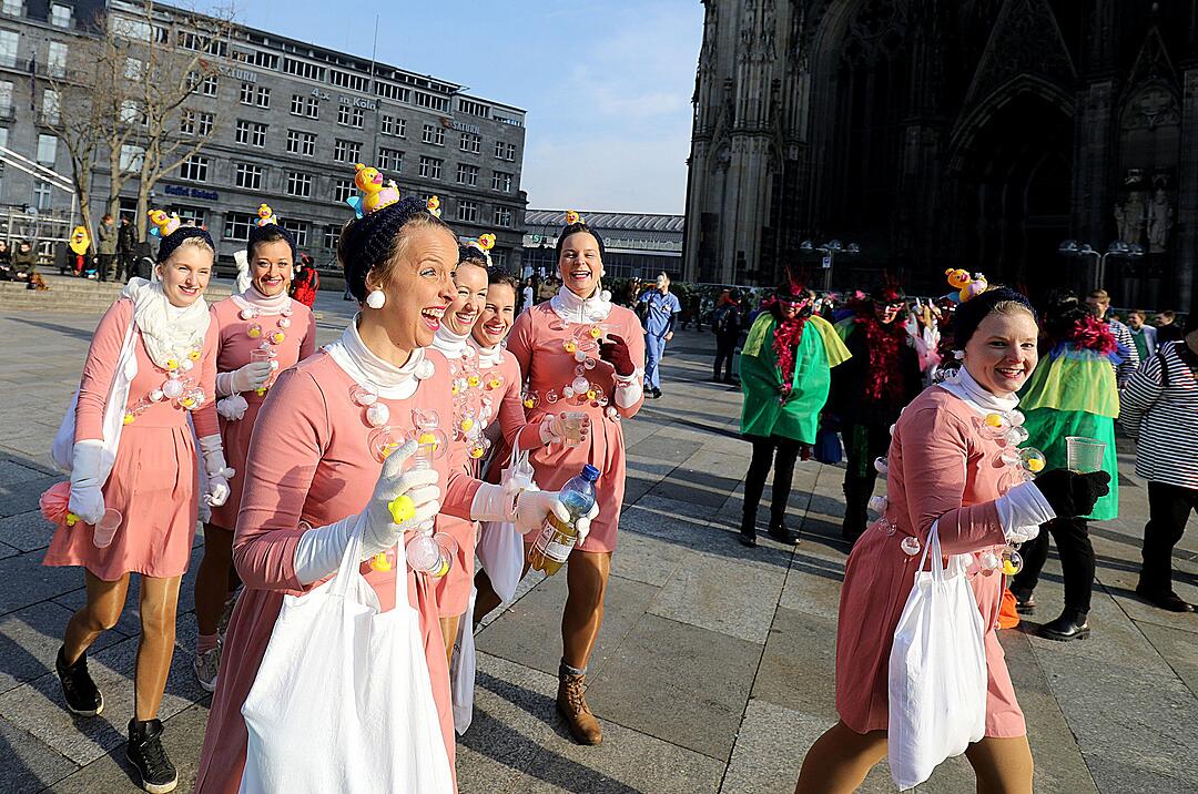 Weiberfastnacht in Köln