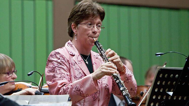 Die Oboistin Danielle Maheux verzauberte das Publikum mit der Romanze "Dolci pianti" von Walzerkönig Johann Strauß. Fotos: Jochen Berger