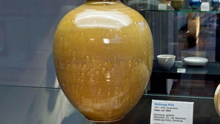 Walburga Külz: Vase, um 1942