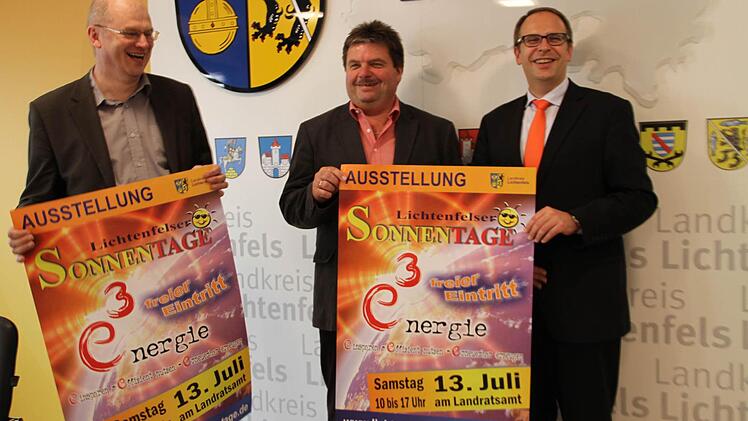 Freuen sich über die 16. Auflage der Lichtenfelser Sonnentage: (von links) Oberregierungsrat Anton Fleischmann, Martin Dirauf und Landrat Christian Meißner. Foto: Gerda _Völk
