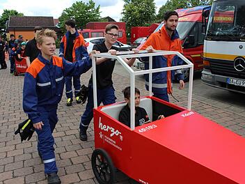 Bevor es den Berg runter ging, musste erst mal hochgeschoben werden. Foto: EviSeeger