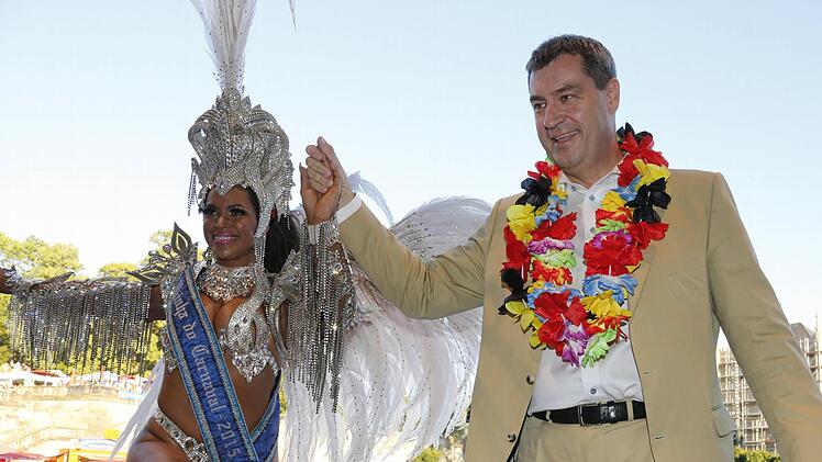 Markus Söder beim Samba-Festival 2015. Dieses Jahr ist er Schirmherr und will das Festival eröffnen. Damit kommt erstmals ein bayerischer Ministerpräsident zum Coburger Samba-Festival.Matthias Hoch/CT-Archiv