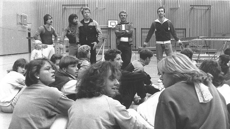 Bundesjugendtreff Juni 1985, Coburg Dreifachsporthalle Anger mit Eberhard Gienger - Foto zur Verfügung gestellt von Helmut Liebkopf