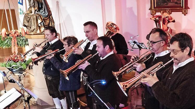 Die Euerdorfer Musikanten spielten auf. Foto: Dr. Jürgen Hofmann