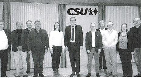Neu gewählt wurde der Gesamtvorstand des CSU-Ortsverbandes Bad Kissingen: (von links) Herbert Nosko, Hans Dieter Englert, Winfried Perseke, Ralf Strauch, Laura Reiter, Steffen Hörtler, Alexander Siebel, Harald Remmers, Ulrich Kutz, Nicola Renner u...