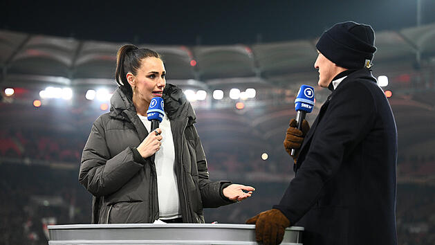 Sport-Moderatorin Esther Sedlaczek erwartet ihr drittes Kind