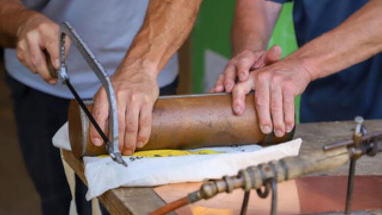 Möhrendorf: Zeitkapsel aus Kirchturmspitze - das verbirgt sich im Kupferzylinder