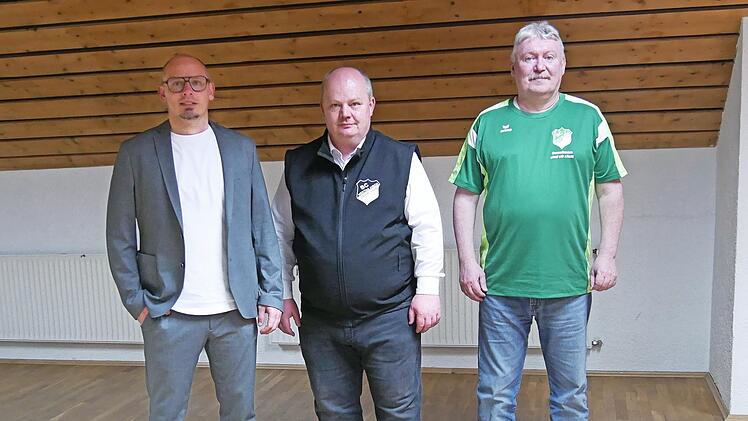 Der neu gew&auml;hlte Vorstand des SC Hertha Aisch (v.l.): Heiko Geyer (2. Vorstand), Andreas Gambel (1. Vorstand) und R&uuml;diger Galle (3. Vorstand).