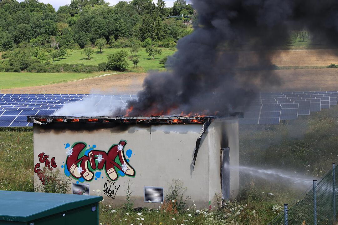 Kreis Bamberg: Brand in Solarpark Unterhaid