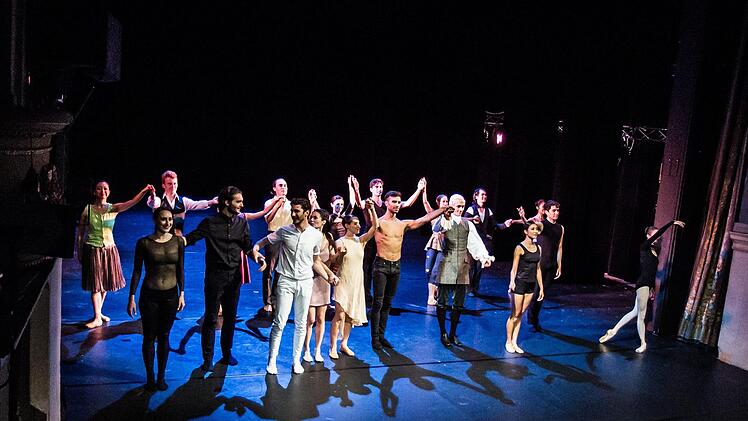 Reichlich Applaus gab es bei der Ballett-Gala im Landestheater Coburg.Foto: Jochen Berger
