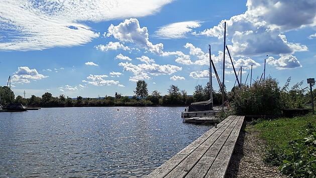 Altm&uuml;hlsee im mittelfr&auml;nkischen Landkreis Wei&szlig;enburg-Gunzenhausen