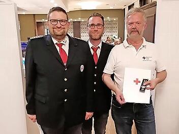 Auch Volker Nachtmann (r.) erhielt eine Auszeichnung.