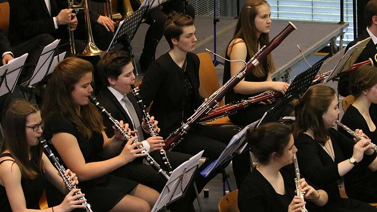 Impressionen vom Gastspiel des Jugend-Symphonieorchester Oberfranken in FrohnlachFoto: Jochen Berger