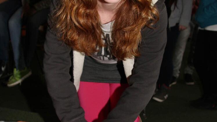 Jasmin Heusinger freut sich, dass der Erste Hilfe-Kurs, den sie in der Schule absolviert hat, auch für den Führerschein gilt.