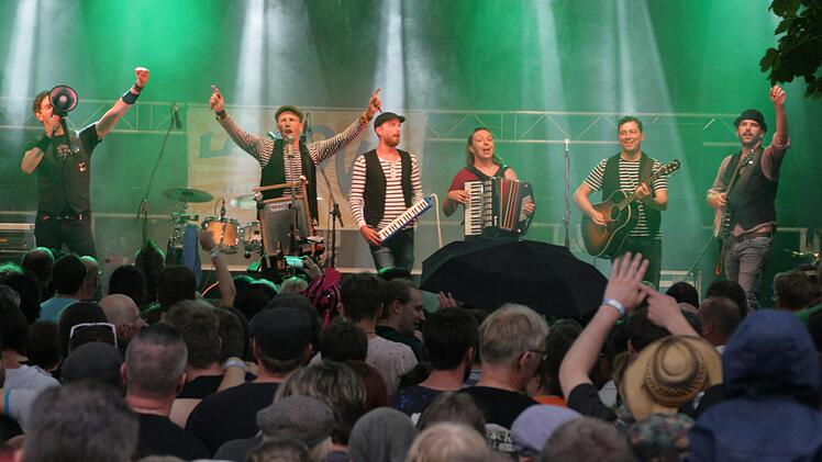 Fiddler's Green auf der Bühne in  BammersdorfSylvia Hubele