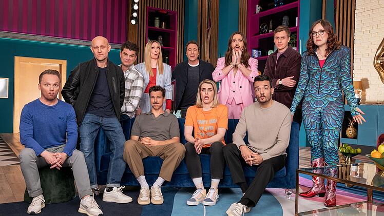 Die Teilnehmerinnen und Teilnehmer der sechsten Staffel von "Last One Laughing". Wer in Staffel sieben gegeneinander antreten wird, ist noch nicht bekannt.