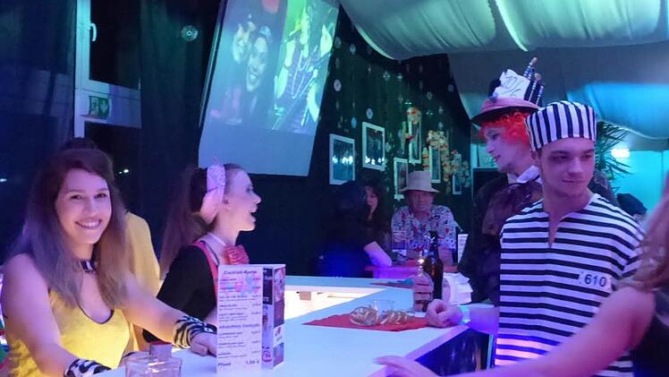 Impresssionen von der Faschingsparty des Karnevalclubs Röttenbach. Foto: Pauline Lindner