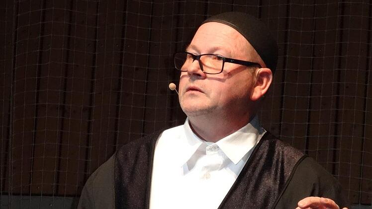 Lehrer Lämpel (Michael von Prümmer) aus Oberthulba.Foto: Pierre Strecker