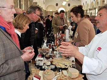 Aussteller und Besucher fanden ausreichend Zeit zum Fachsimpeln.  Fotos: Sigismund von Dobschütz