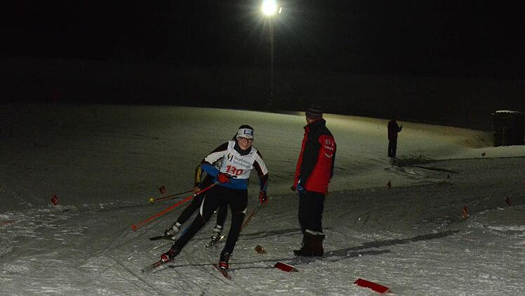 Nachtskisprint beim WSV Oberweißenbrunn. Foto: Jürgen Schmitt