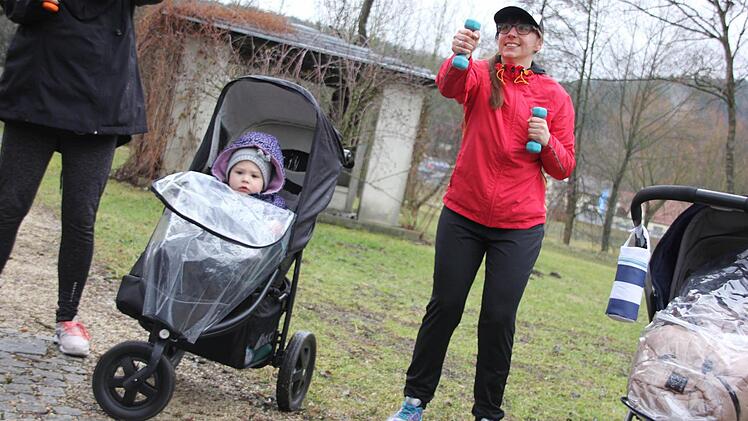 Jessica Seifert ist mit ihrer Tochter Lucy von Anfang an dabei. Foto: Lisa Kieslinger