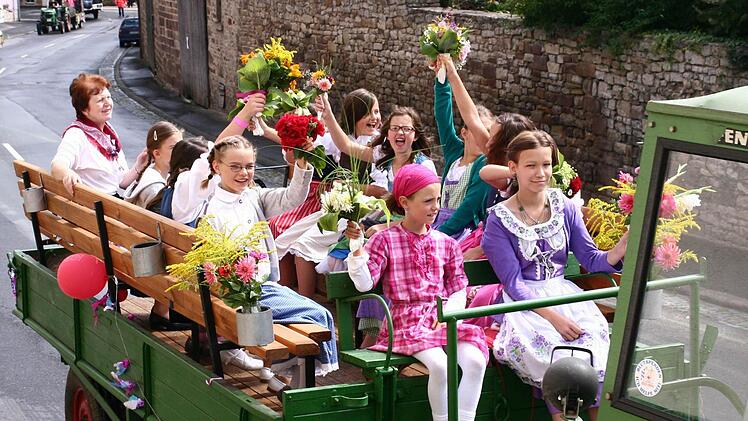 Die Kindertanzgruppe.