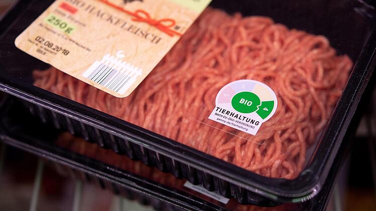 Vor dem Handelsgipfel im Bundeskanzleramt hat der Präsident der Kartellamtes die großen Supermarkt- und Discounterketten gewarnt. Symbolfoto: Marius Becker/dpa