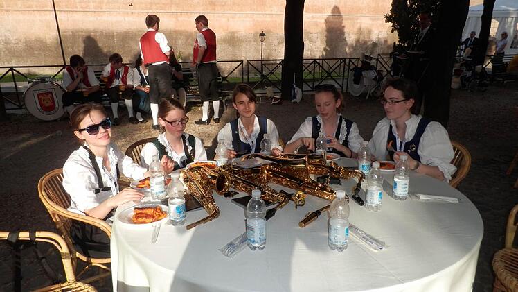 Am Abend gab es Entspannung bei einer Pasta-Party.