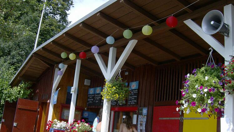 Der Kiosk von Eken Gürkan. Foto: Petra Malbrich