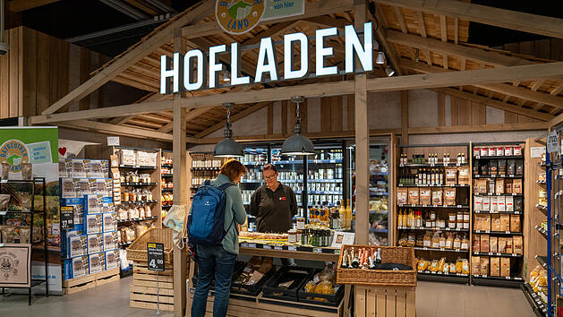 Bayreuth: Hofladen im Supermarkt feiert einj&auml;hriges Jubil&auml;um - "Umsatz von Anfang an gut"