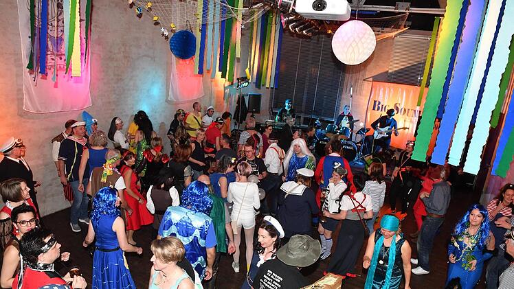 Beim Rosenmontagsball in BambergRonald Rinklef