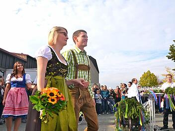 Auf dem Weg zum Betz`n-Austanzen. Fotos: Roppelt