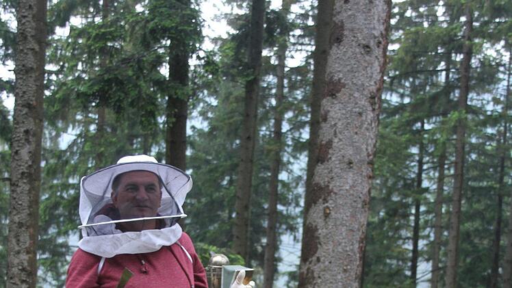 Imker Thorsten Hugel Foto: Sonny Adam