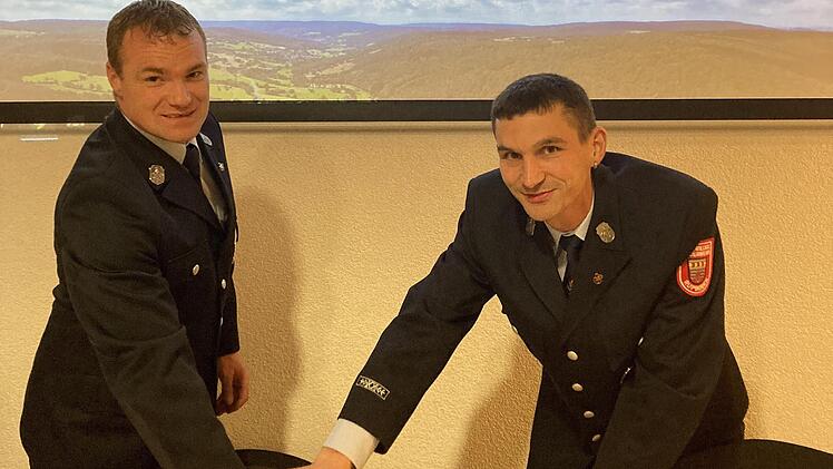Mit einem Druck auf den Buzzer haben Thomas Hüfner und Matthias Zink die Homepage der Feuerwehr in Betrieb genommen.