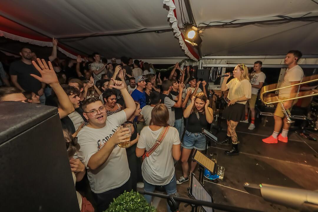 Endlich wieder Partystimmung im Sandgebiet