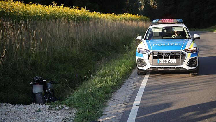 Motorradunfall im Kreis Ansbach - 24-Jähriger schwer verletzt