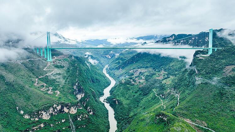 Huajiang Grand Canyon Bridge in China